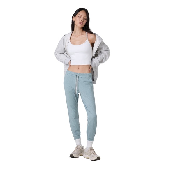 Vuori Women’s Performance Joggers - Picture 4 of 9